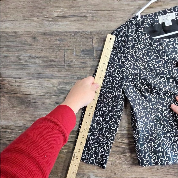 LOFT Black and White Swirl Blazer - Picture 2 of 11